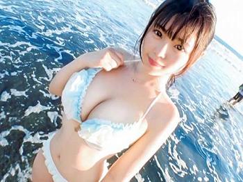 [素人]無邪気！18歳のプルプルおっぱい＆超ロリフェイス『イクッ！んー♡』海岸で火照ったカラダを大人チンコでクールダウンSEX