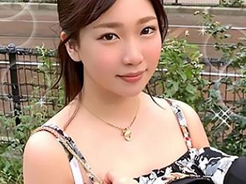 [ハメ撮り]【素人】Fカップおっぱいの性欲旺盛な美少女介護士！色白デカパイ娘を電マで鬼責め