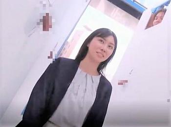 [MM号]【人妻ナンパ】夫チン当てれなかったスレンダー美人が他人棒フェラ手コキ…嬉しさの余り笑みが溢れる巨乳おっぱい妻が背面騎乗位