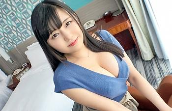 [巨乳]超絶デカパイ素人お姉さんをナンパ！濃厚ベロチューして敏感ボディを鬼ハメピストン！乳揺れ悶絶