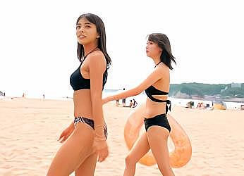 [素人]【ナンパ】「すいませーん！」海で見つけた鼻血ブーな黒い水着のえちえちギャル！